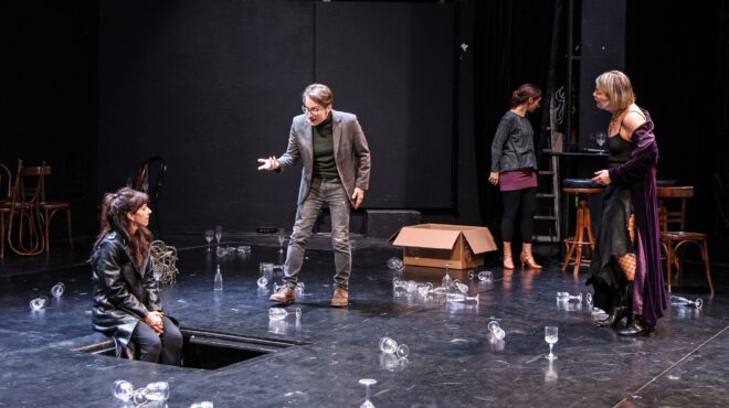 ηλέκτρα-σε-τέσσερις-τοίχους-563983981