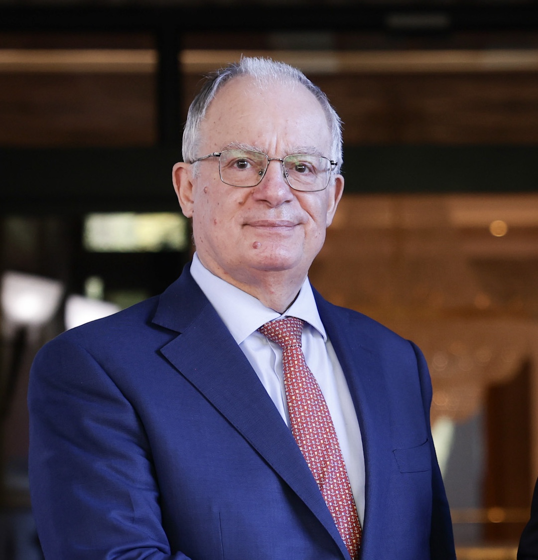 Εντός και Εκτός: Τα επόμενα βήματα στο Κυπριακό-1