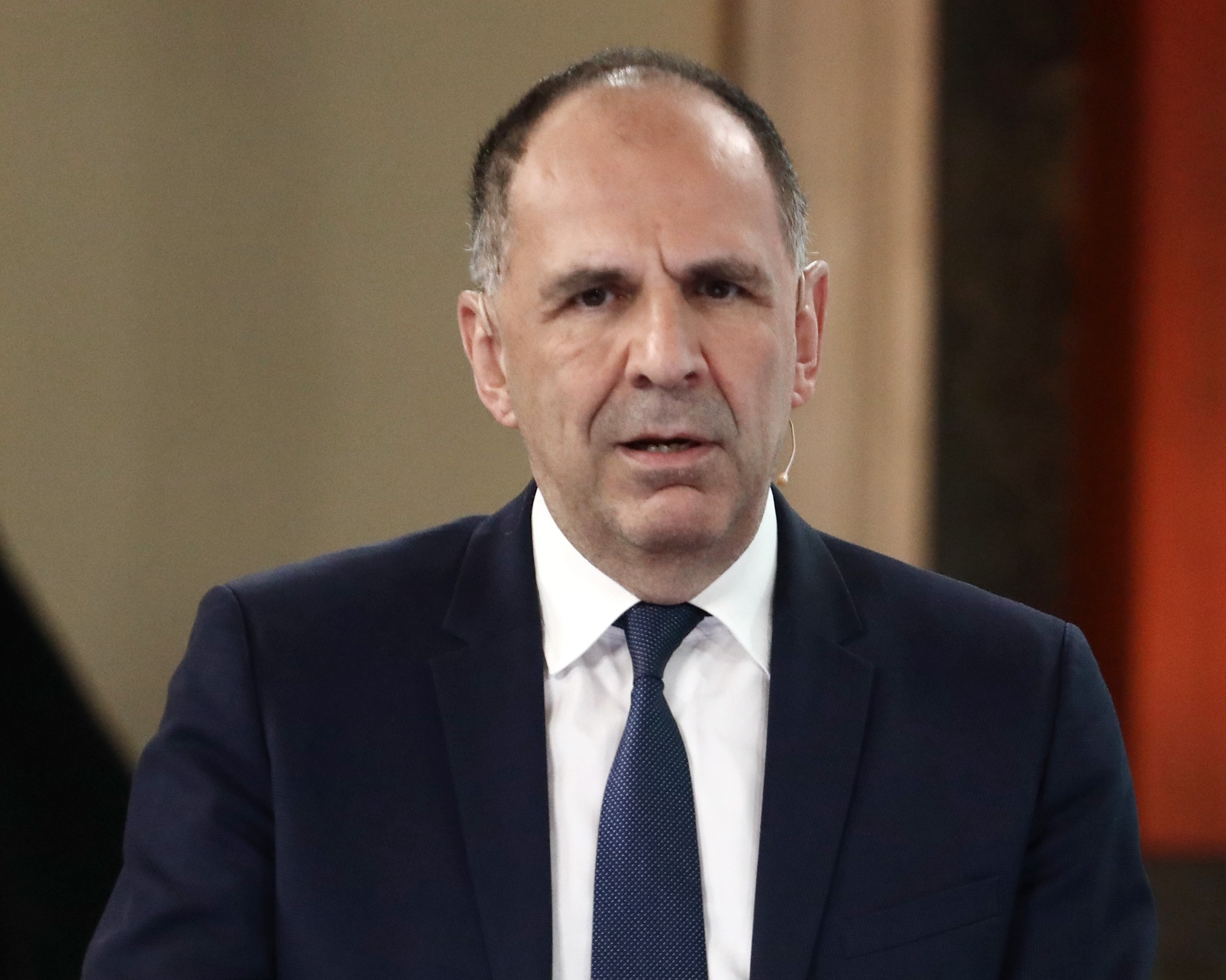 Εντός και Εκτός: Διαγωνισμός για τον καθαρισμό του Αγνωστου Στρατιώτη-1