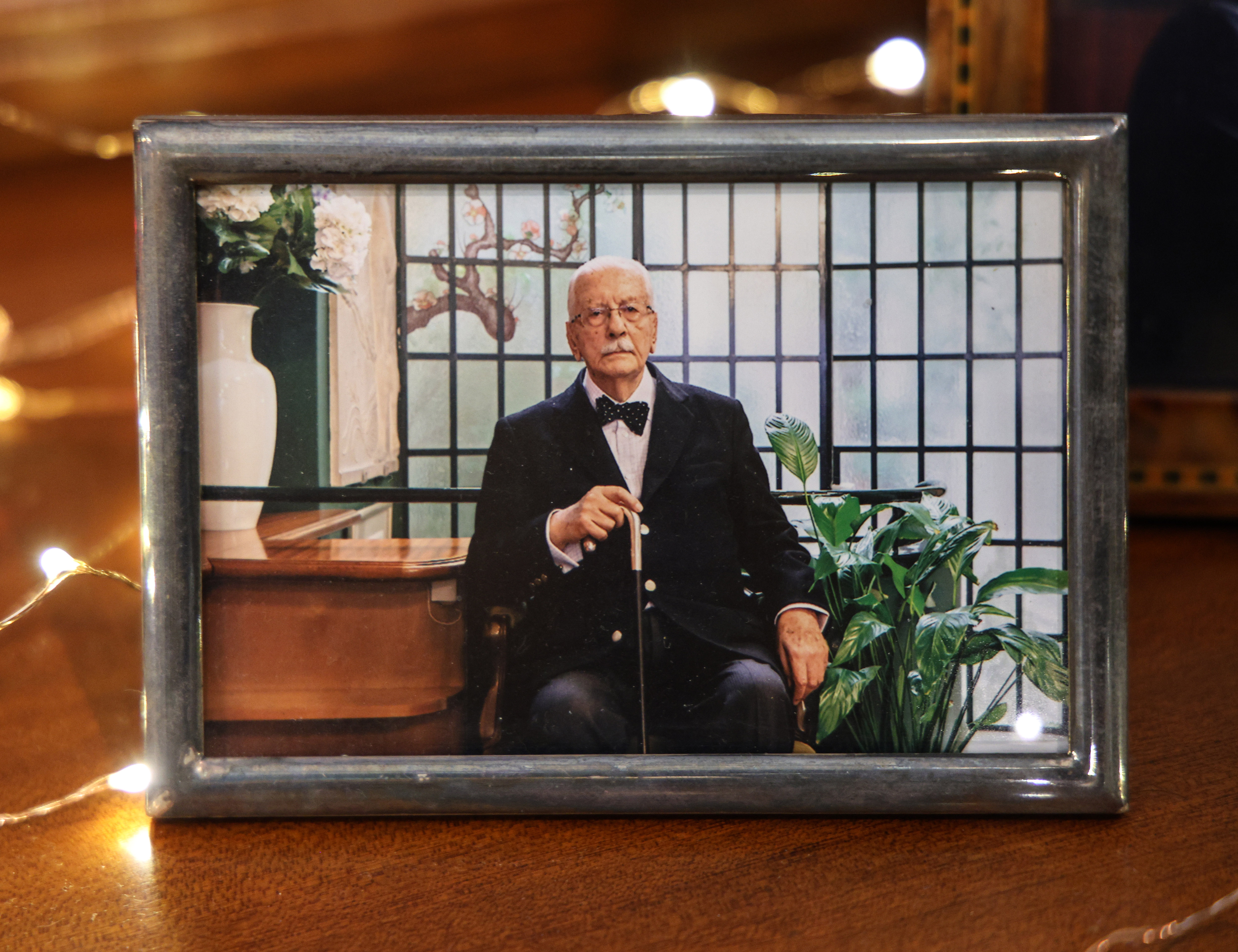 H άλλη Ερμού: Επιβιώνοντας στον 15ο ακριβότερο δρόμο του κόσμου-10