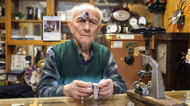 μια-ζωή-πίσω-από-τον-πάγκο-ακόμα-και-με-563985463