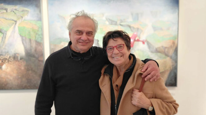 μια-τρυφερή-ζωγραφική-έκθεση-του-θανά-563980630