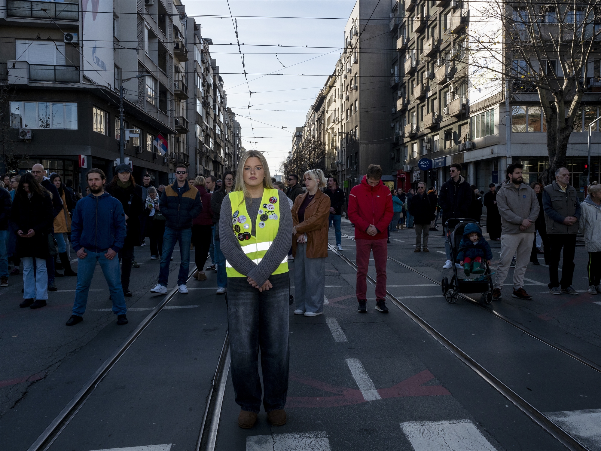 Στη σκηνή με τη μητέρα-σύμβολο της Σερβίας-1