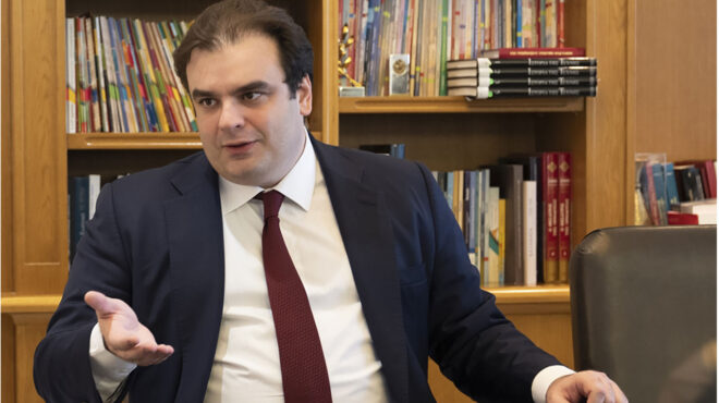 κυριάκος-πιερρακάκης-στην-κ-η-οικον-563996962