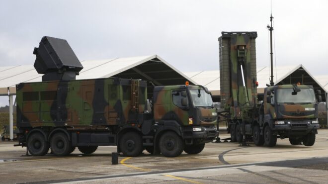 γαλλία-drones-πάνω-από-τη-βάση-των-πυρηνικών-563959231