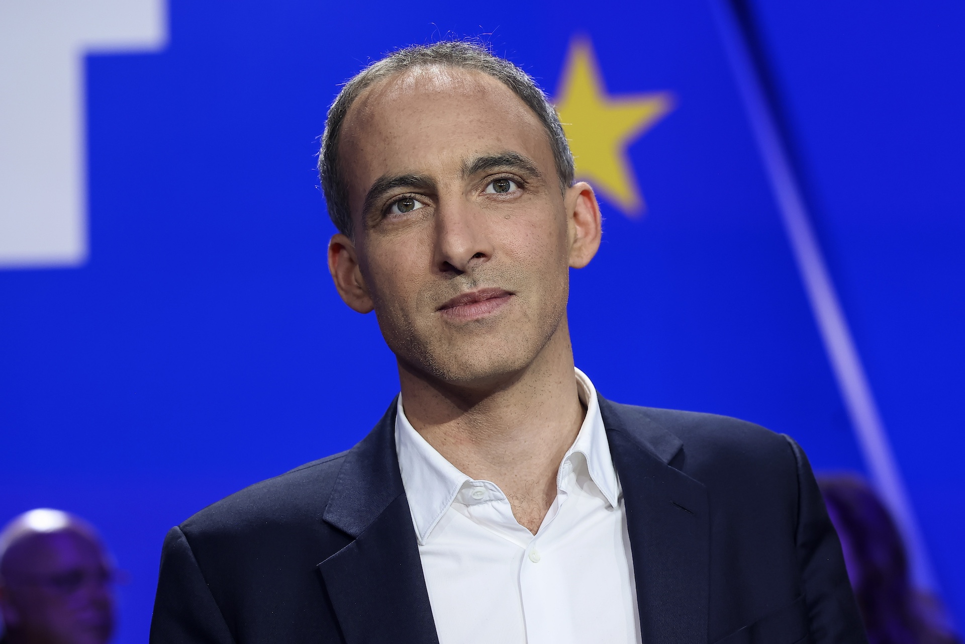 Γαλλία: Μπορεί κανείς να σταματήσει τον Μπαρντελά εν όψει 2027; Η πρόκληση των επόμενων προεδρικών-2