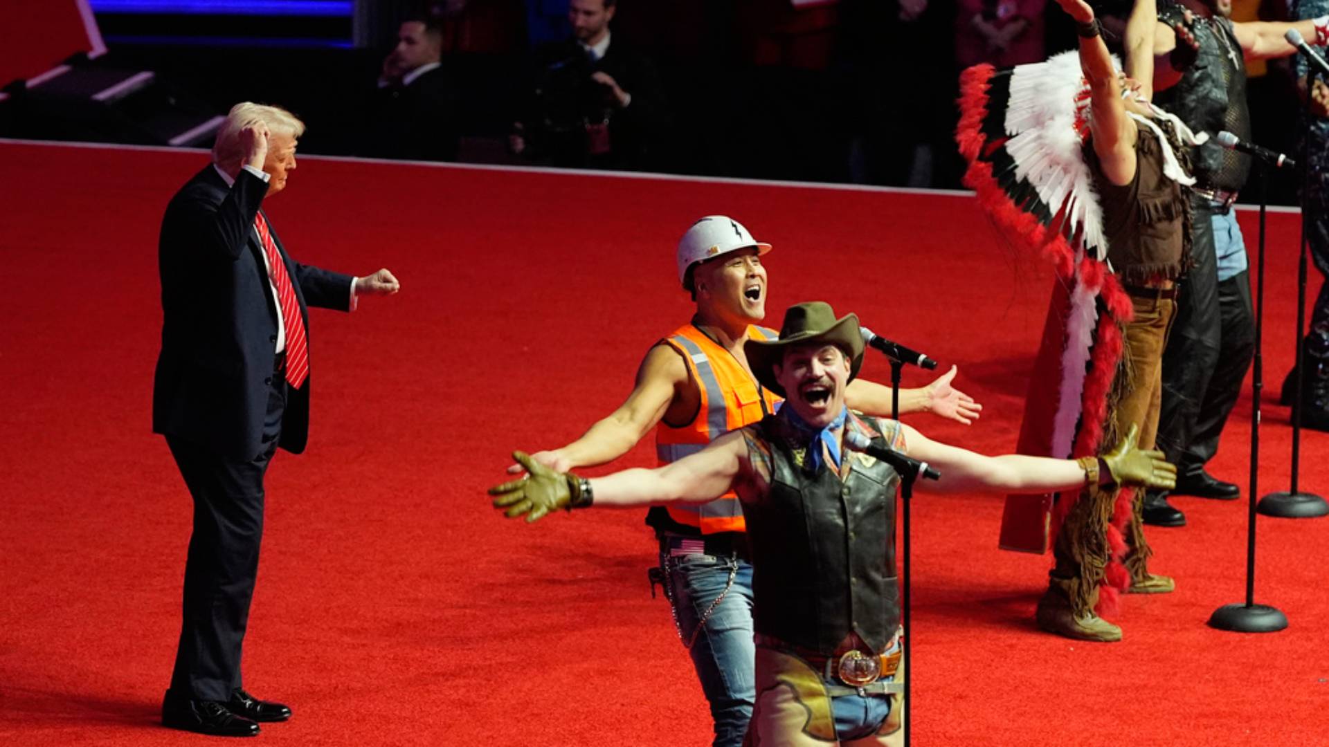 Το 2025 μέσα από 30 φωτογραφίες – Τα γεγονότα που σημάδεψαν τη χρονιά που πέρασε-1