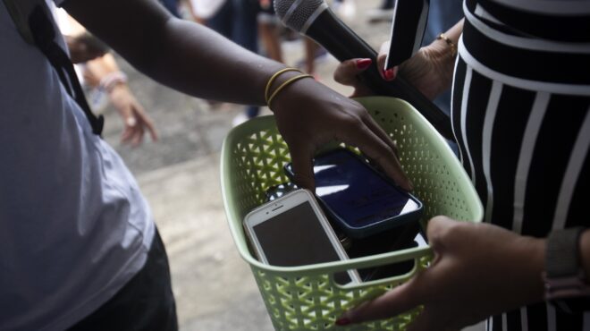 ισραήλ-απαγορεύεται-η-χρήση-κινητών-τ-563972488