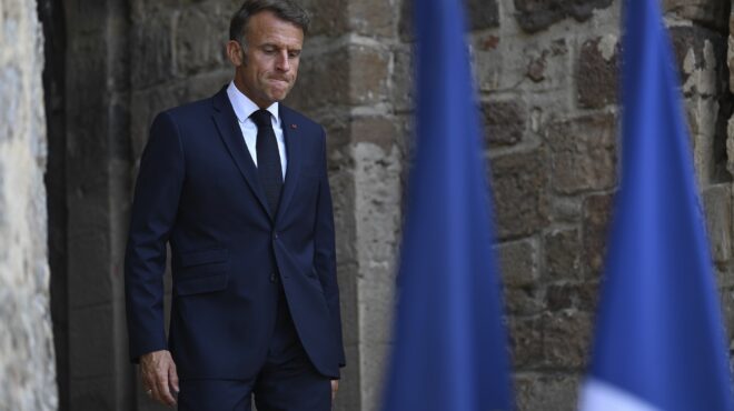 γαλλία-κινδυνεύει-να-κάνει-πρωτοχρον-563956921