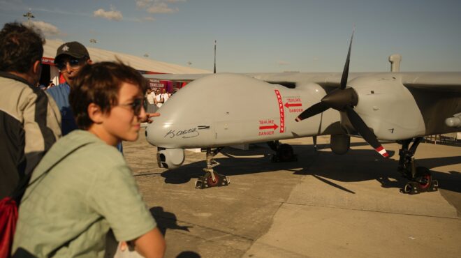 επίδειξη-ισχύος-με-9-αμυντικές-βιομη-563954887