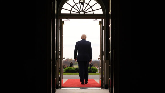 ενας-χρόνος-τραμπ-2-0-το-σοκ-το-δέος-τα-ό-563993152