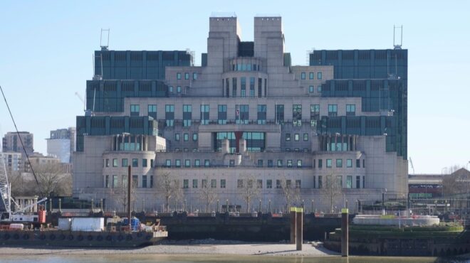 επιθετική-η-απειλή-της-ρωσίας-τι-δια-563976268