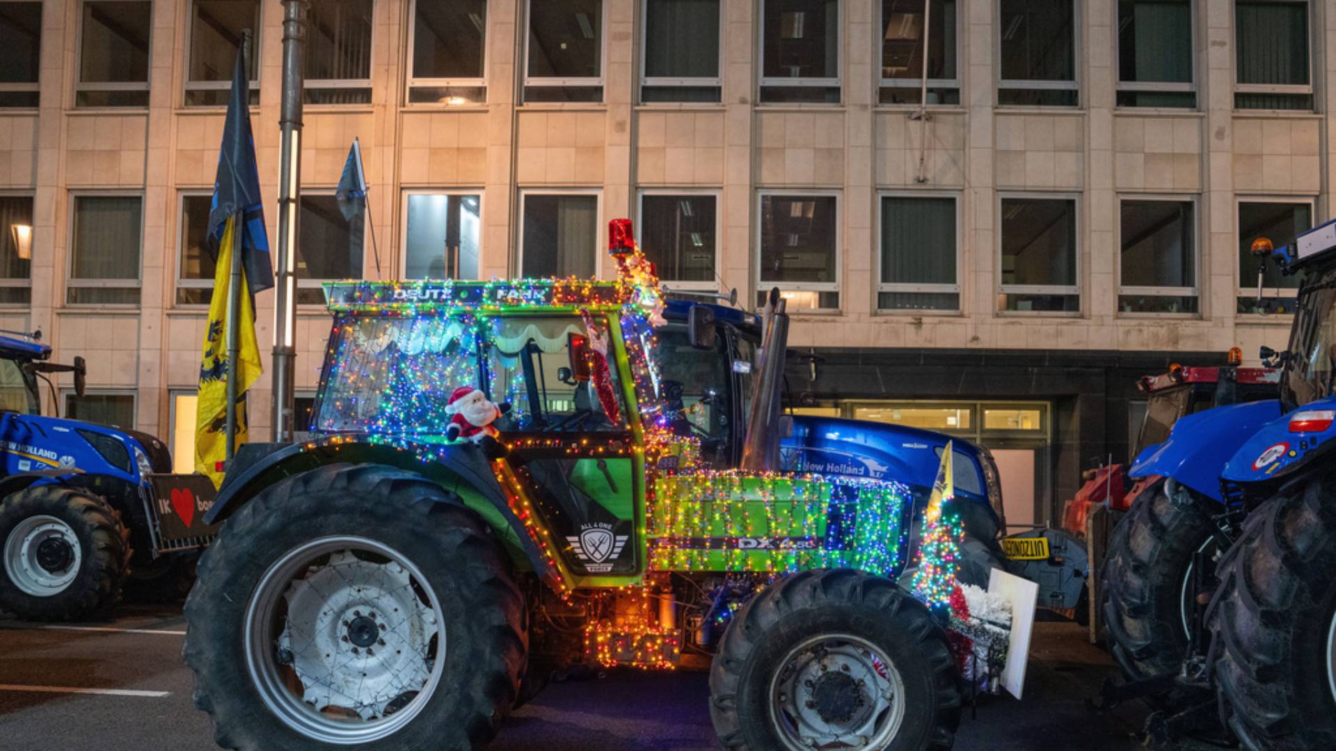 Ε.Ε.: Εκατοντάδες τρακτέρ στις Βρυξέλλες ενόψει της Συνόδου Κορυφής – Αντιδράσεις για τη Mercosur-2