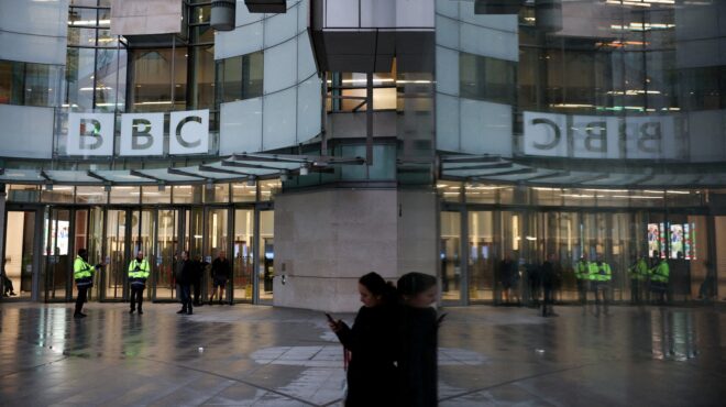 αγωγή-τραμπ-κατά-bbc-αξιώνει-αποζημίωση-5-563978086