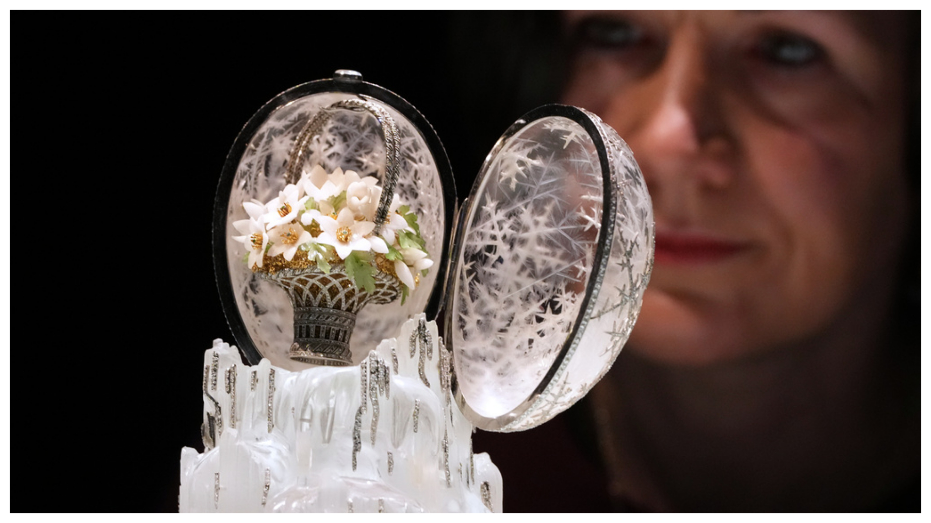 Το Χειμερινό Αυγό Φαμπερζέ των Ρομανώφ πωλήθηκε για πολλά εκατομμύρια ευρώ-2