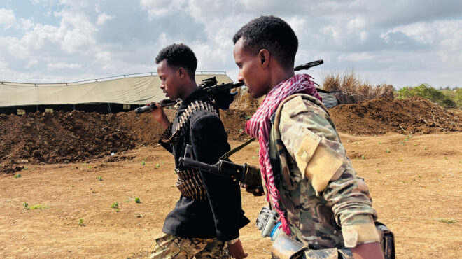 στον-ερντογάν-ο-πρόεδρος-της-σομαλίας-563998624