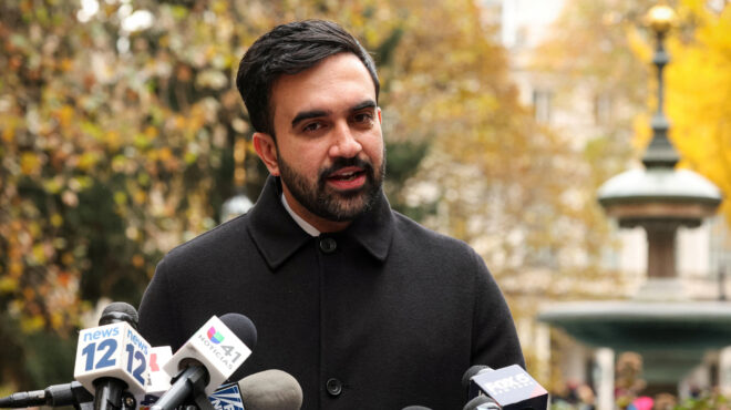 νέα-υόρκη-ο-μαμντάνι-αφήνει-το-δυάρι-το-563964622