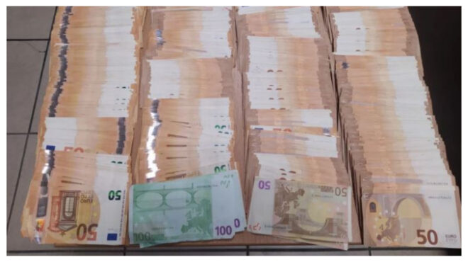 θεσσαλονίκη-σπείρα-πουλούσε-προϊόντ-563968609