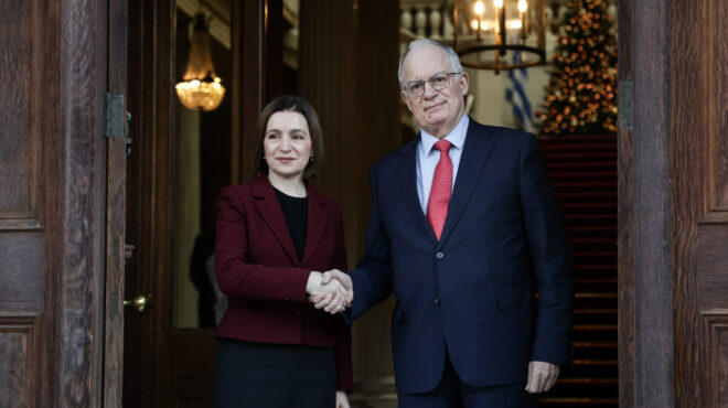 τασούλας-στην-πρόεδρο-της-μολδαβίας-η-563976643