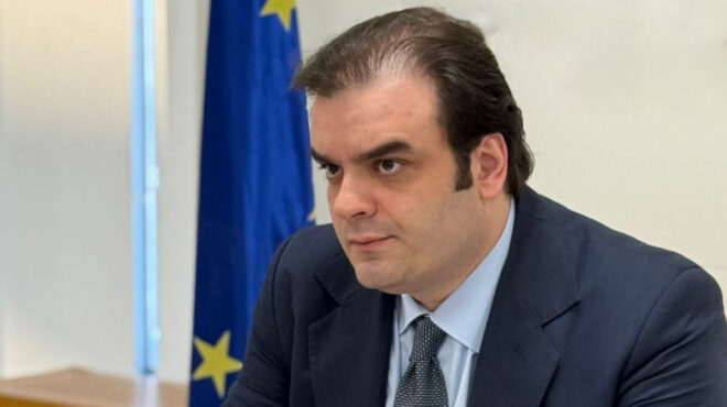 κ-πιερρακάκης-στην-πρώτη-συνεδρίαση-υ-563985340