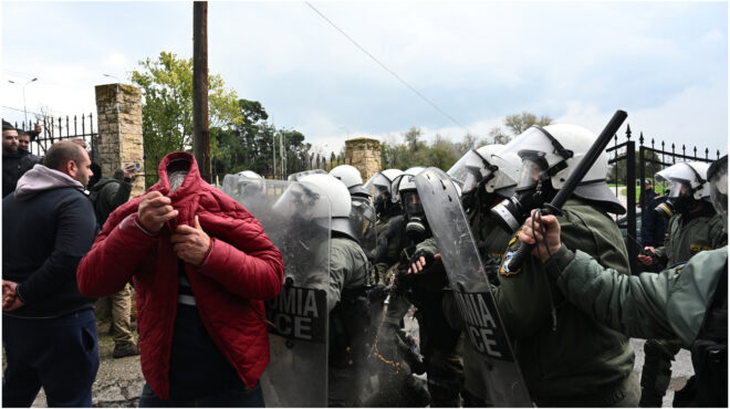 κυβέρνηση-διπλό-μήνυμα-στους-αγρότες-563959786