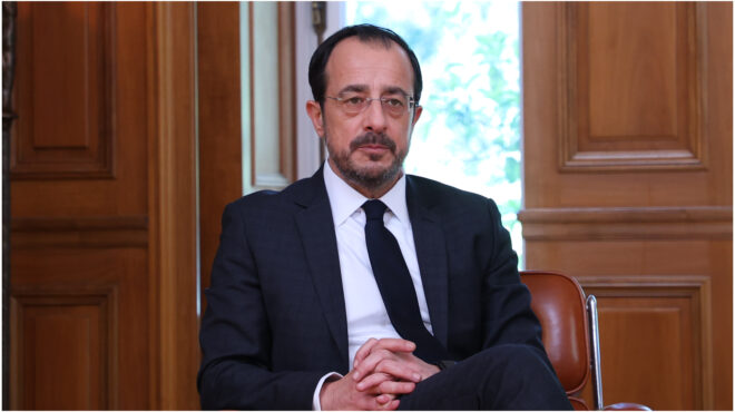 κύπρος-με-άρωμα-δηκο-δηπα-ο-ανασχημα-563959831