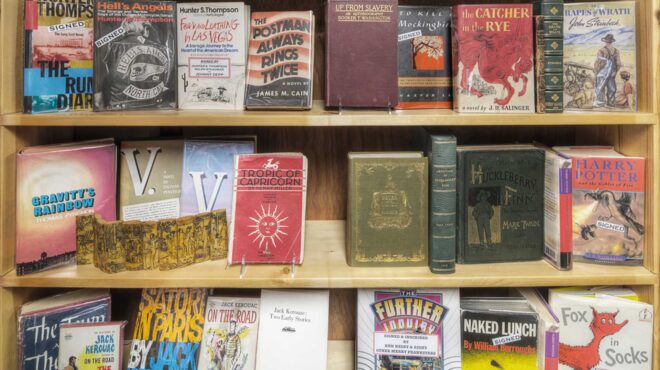 eνα-απόγευμα-στο-βιβλιοπωλείο-των-διάσ-563969767