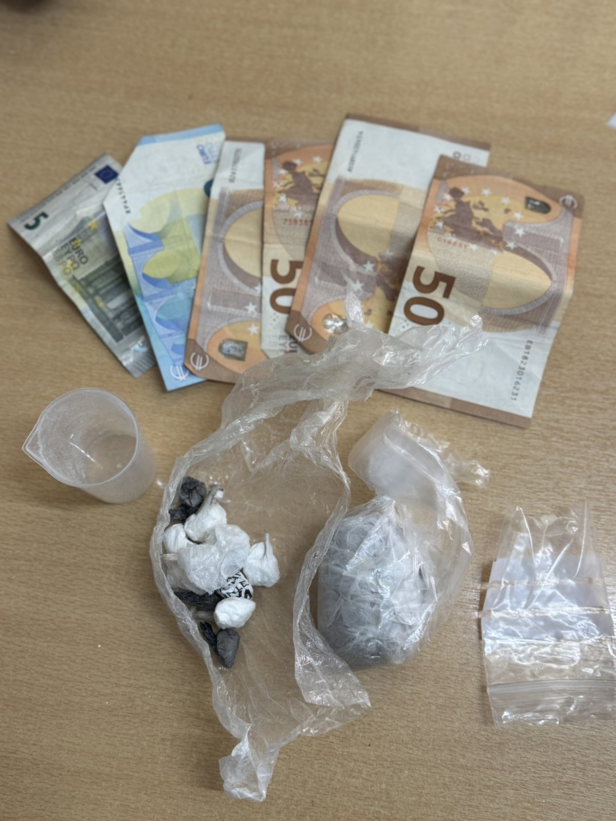 Δάγκωσε αστυνομικό για να αποφύγει τη σύλληψη-1