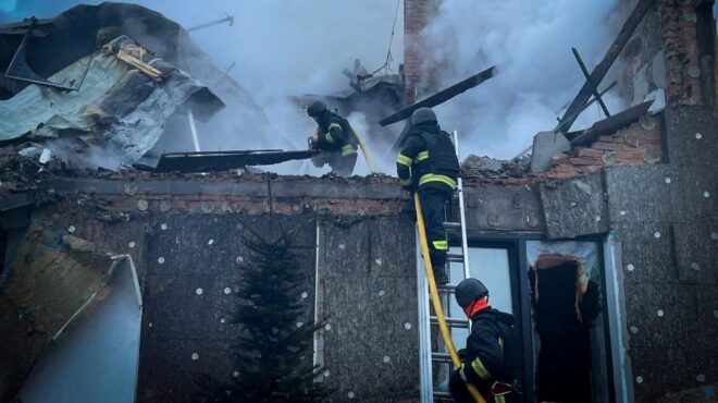 ουκρανία-χριστουγεννιάτικη-ομοβρον-563991061