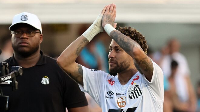 χειρουργείο-και-ανανέωση-συμβολαίου-563988961