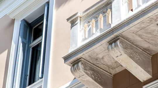 Αρθρο Ανδρέα Κούρκουλα στην «Κ»: Από την άδεια στην κορεσμένη Αθήνα