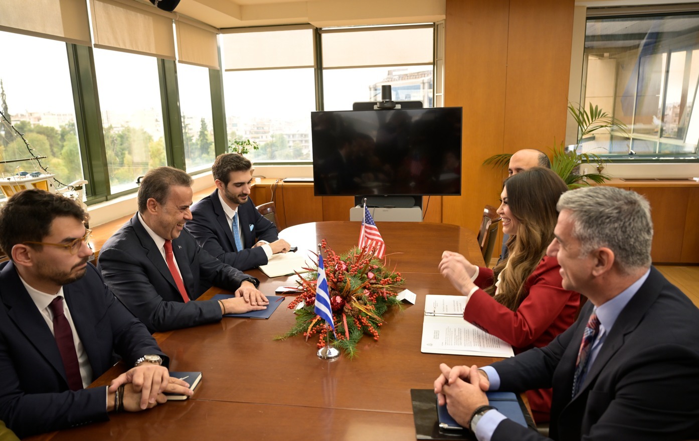 Συνάντηση Παπασταύρου – Γκίλφοϊλ: Στην ατζέντα ενέργεια, LNG και Κάθετος Διάδρομος-1