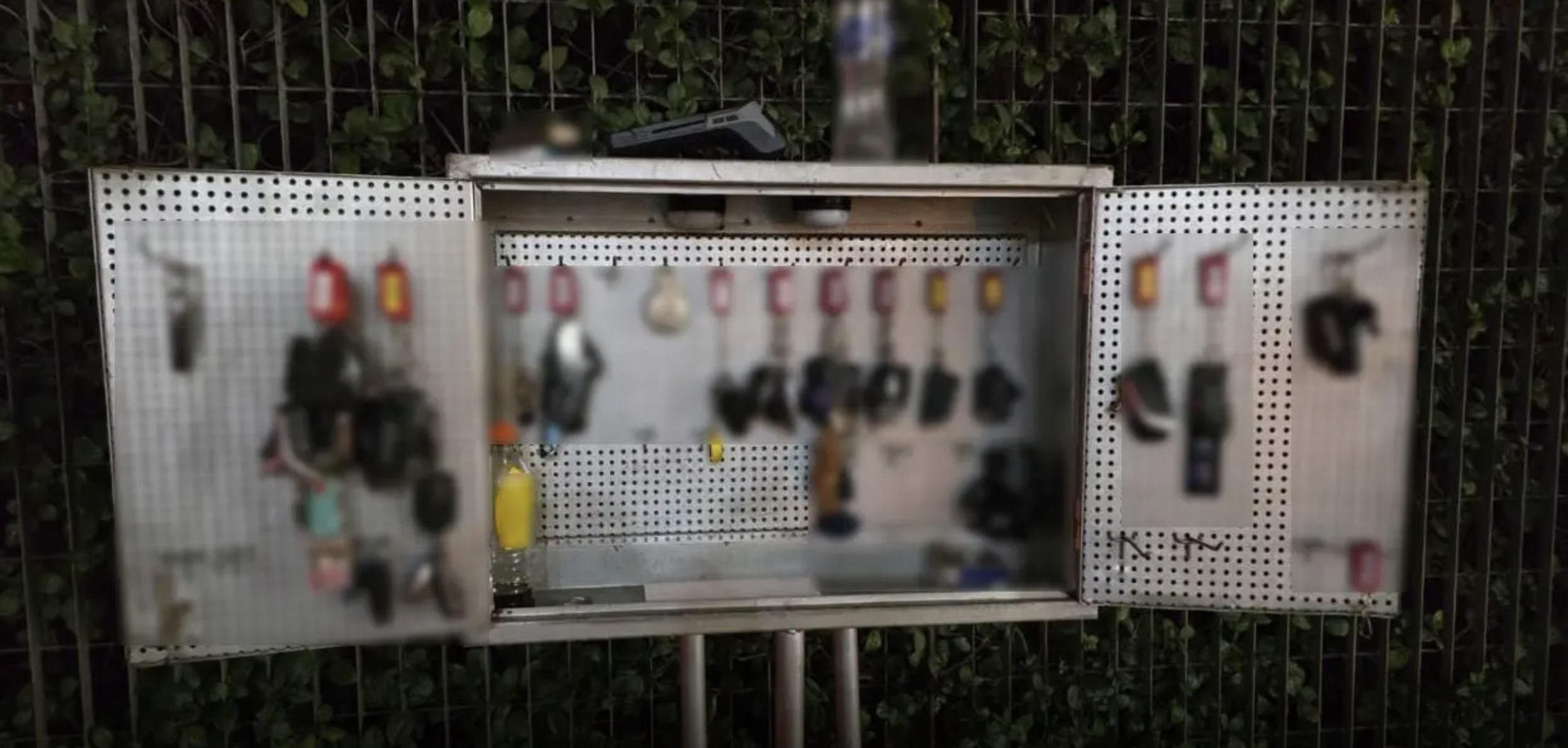 Παρκαδόροι στάθμευαν τα Ι.Χ. πελατών στον δρόμο με το αζημίωτο – 23 συλλήψεις-2