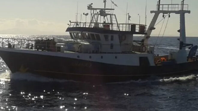 στο-λιμάνι-της-μαρτινίκας-το-ναρκόπλο-563977351