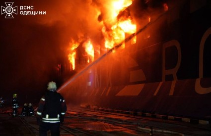 Ουκρανία: «Τρία τουρκικά πλοία χτυπήθηκαν από τη ρωσική επίθεση στην Οδησσό»-1