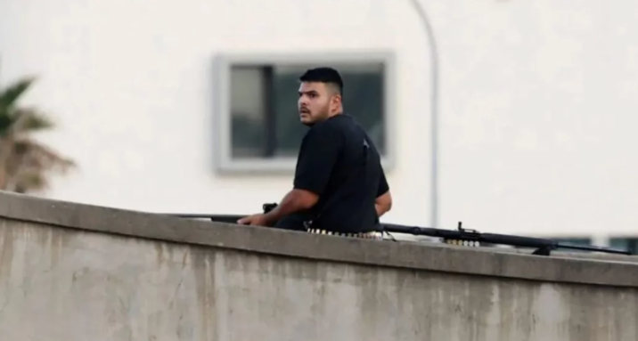 Τρομοκρατική επίθεση στο Σίδνεϊ: Με άδεια οπλοφορίας ο ένας δράστης, στα «ραντάρ» της αντιτρομοκρατικής ο δεύτερος-2