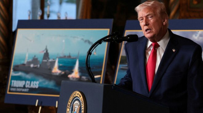 ο-τραμπ-αναγγέλλει-τη-ναυπήγηση-νέας-κ-563990785