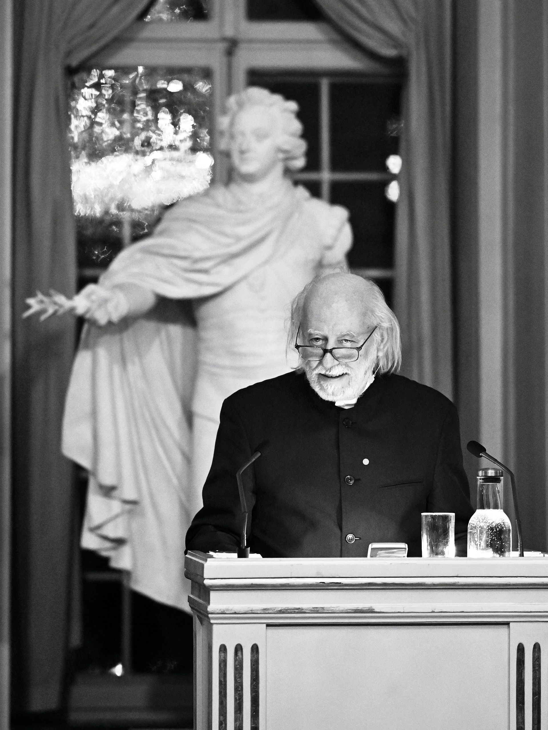 «Θέλω να μιλήσω για αγγέλους…»-3