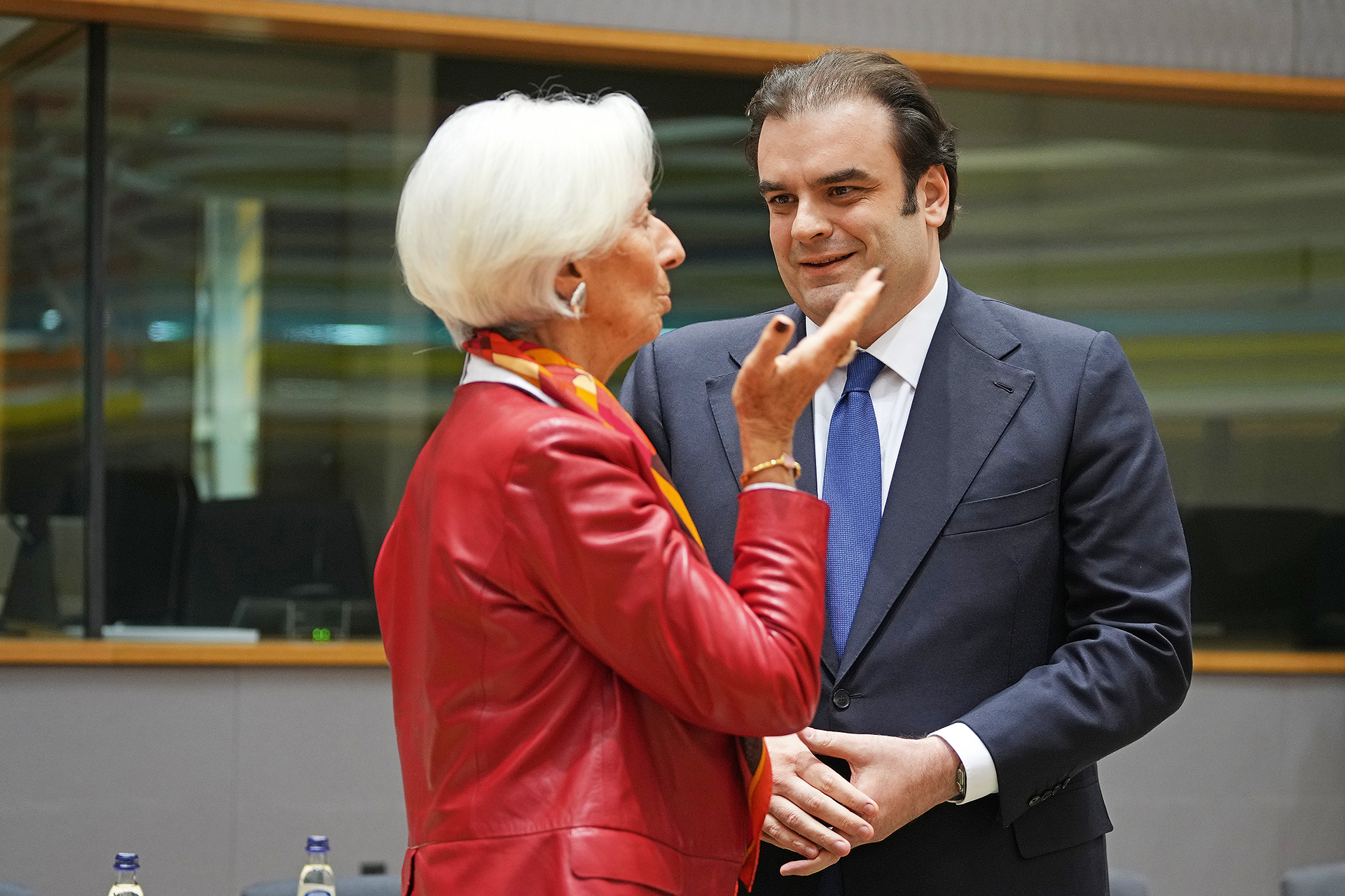 Διαβάστε στην «Καθημερινή της Κυριακής»-2