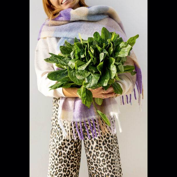 το-φυλλώδες-λαχανικό-που-δυναμώνει-το-563970556