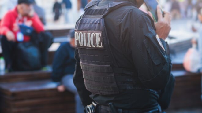 παρίσι-νεαρός-μαχαίρωσε-τρεις-γυναίκ-563995408