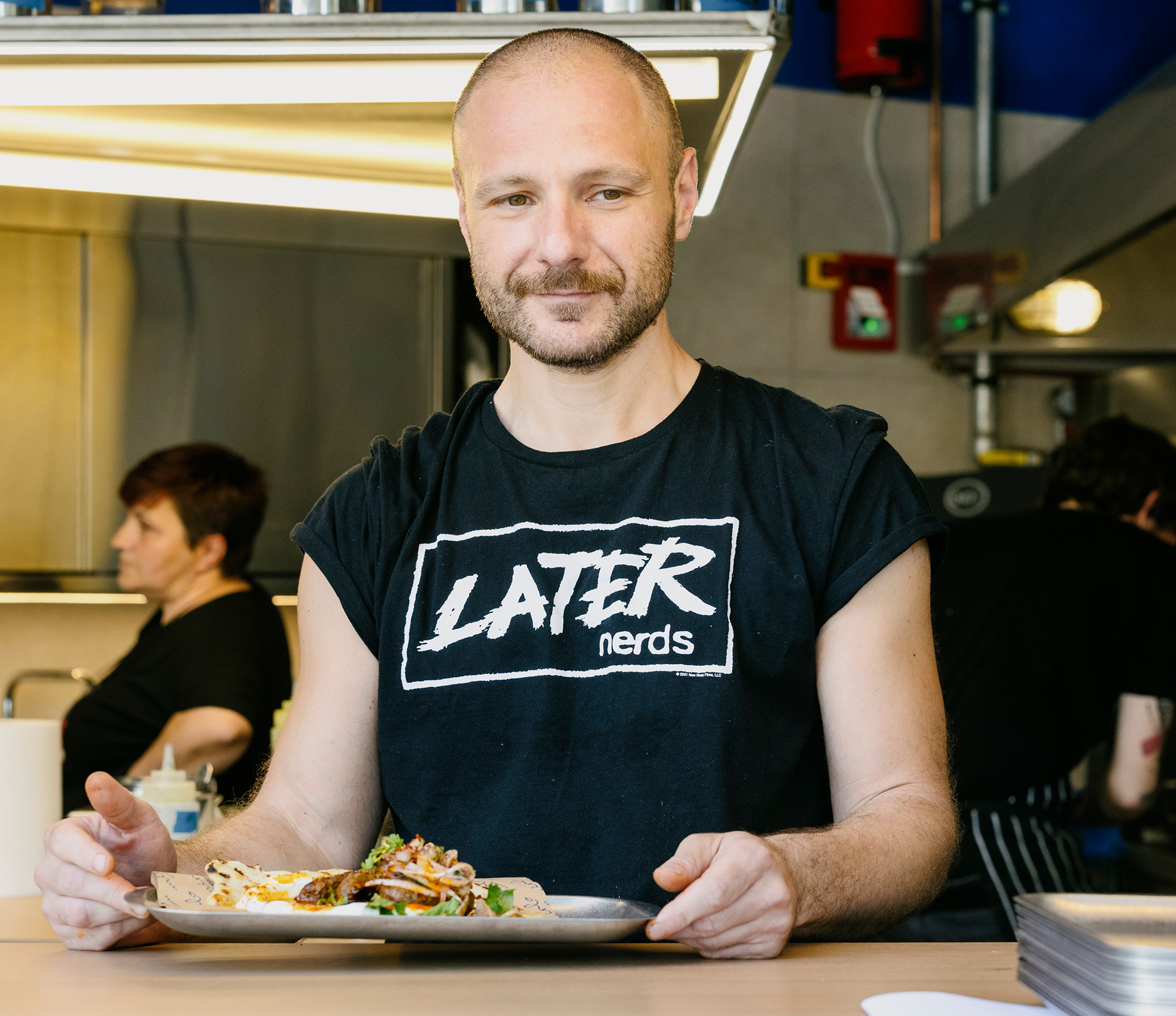 Πού θα ήθελαν να φάνε οι Ελληνες σεφ τα Χριστούγεννα, αν δεν ήταν στις κουζίνες τους;-6