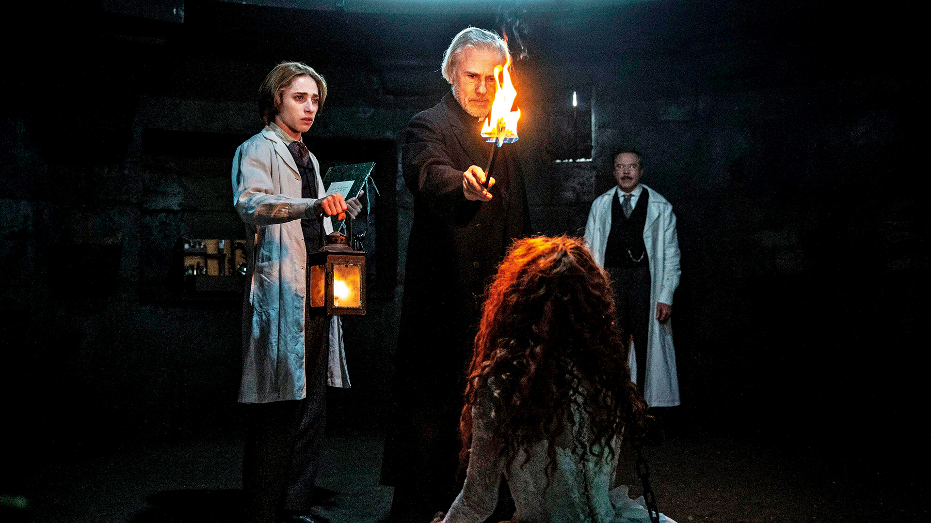 Βαμπίρ, φαντάσματα, ζόμπι: Ο γοτθικός τρόμος κατακτά τα σινεμά-4