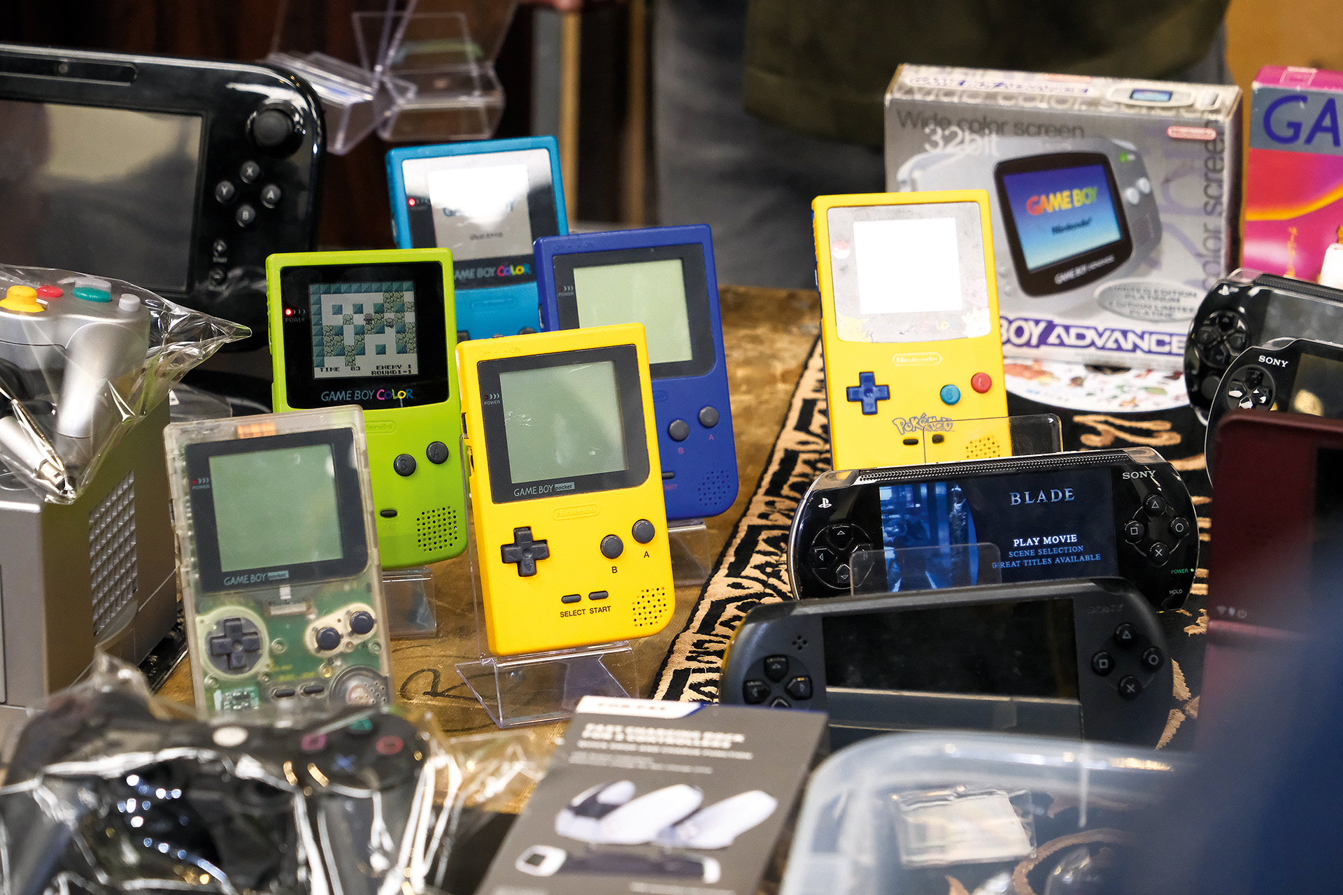 Neo Nostalgia: Ενας παράδοξος κόσμος-6