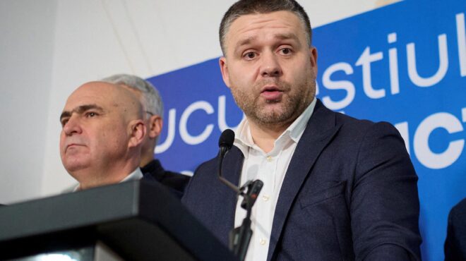 το-βουκουρέστι-εξέλεξε-κεντρώο-δήμαρ-563963578