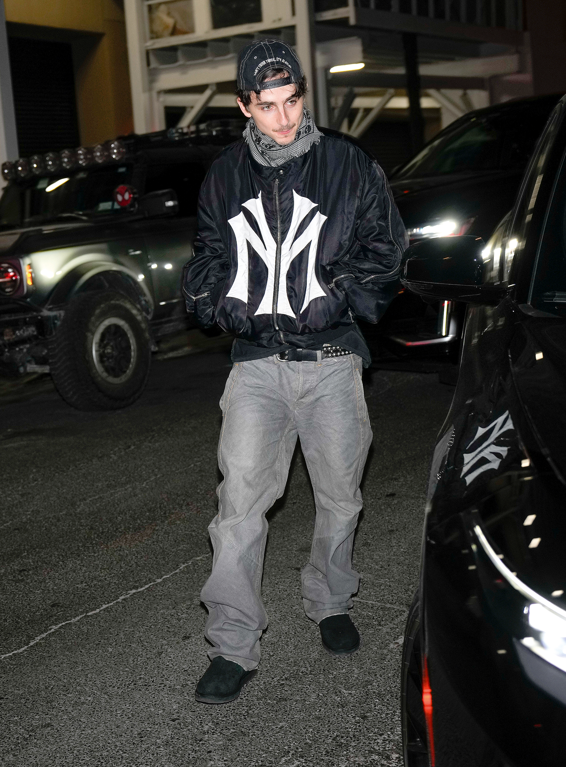 Neo Nostalgia: Ενας παράδοξος κόσμος-9