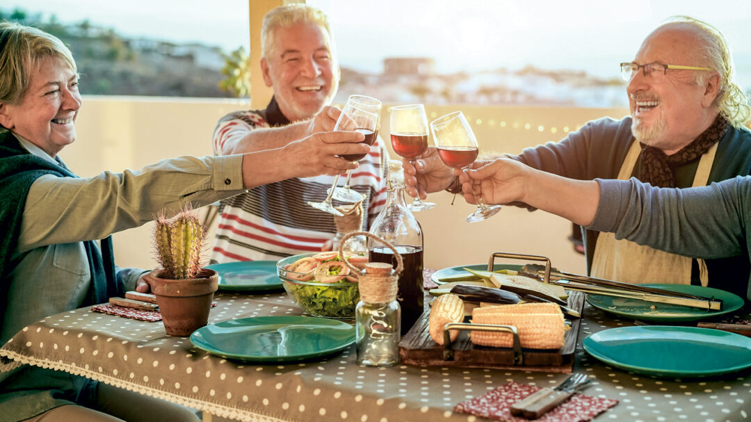 αλκοόλ-και-υγεία-της-καρδιάς-μια-πολύπ-563953348