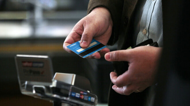 αλμα-πληρωμών-με-κάρτες-αλλά-όχι-σε-όλο-563984446