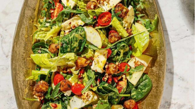 χριστουγεννιάτικη-πράσινη-σαλάτα-με-563993995