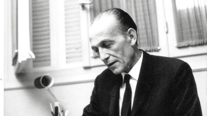 αλληγορία-του-ολοκληρωτισμού-563960110